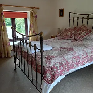 https://the-old-barn.cardiffhotelswales.com