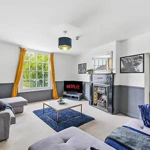 https://harbourside-heaven-in-bristol.cardiffhotelswales.com